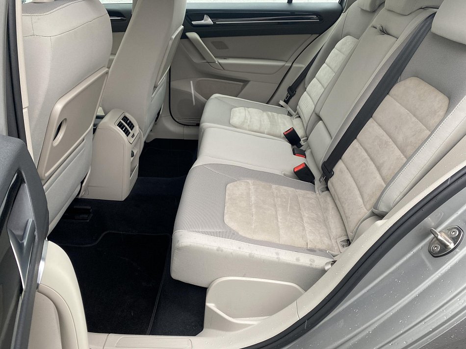 Volkswagen Sportsvan 1.4 TSi Highline