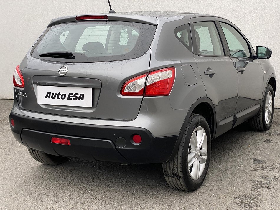 Nissan Qashqai 2.0i Acenta 4WD
