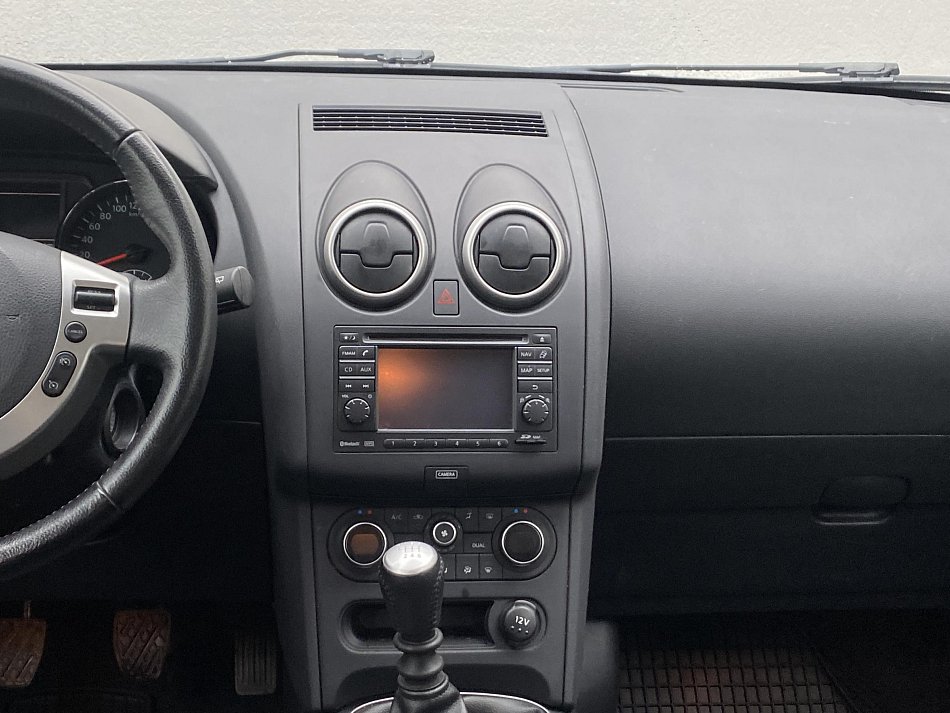 Nissan Qashqai 2.0i Acenta 4WD