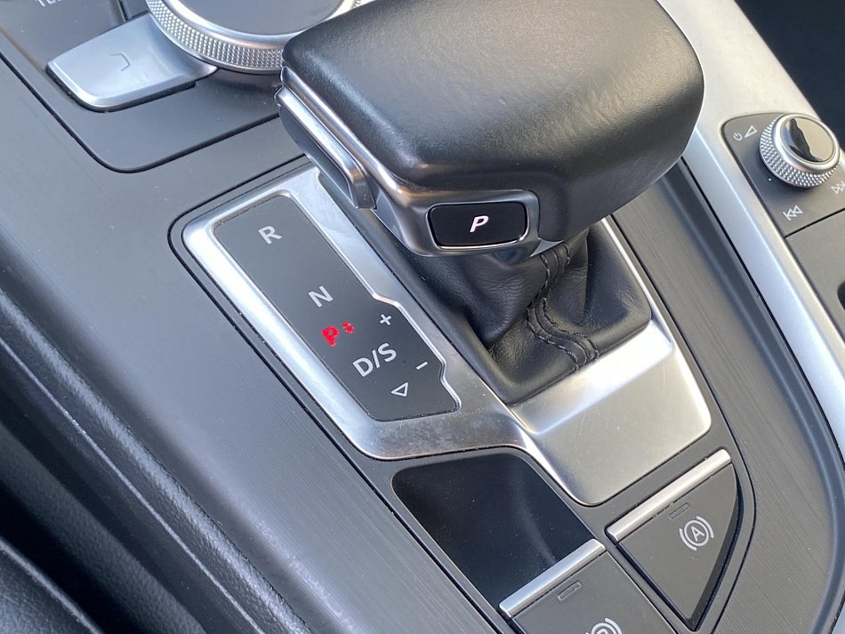 Audi A4 2.0 TDi 