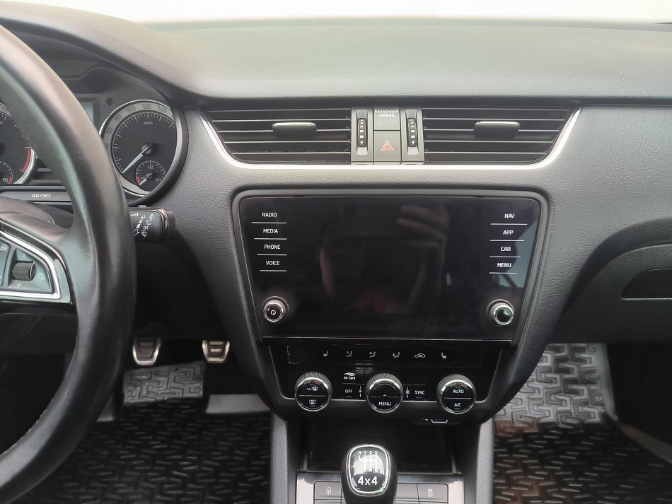 Škoda Octavia III 2.0 TDi Scout 4x4