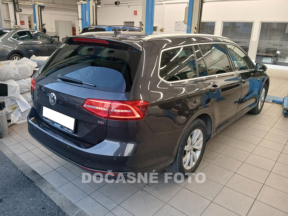Volkswagen Passat 1.6 TDI 