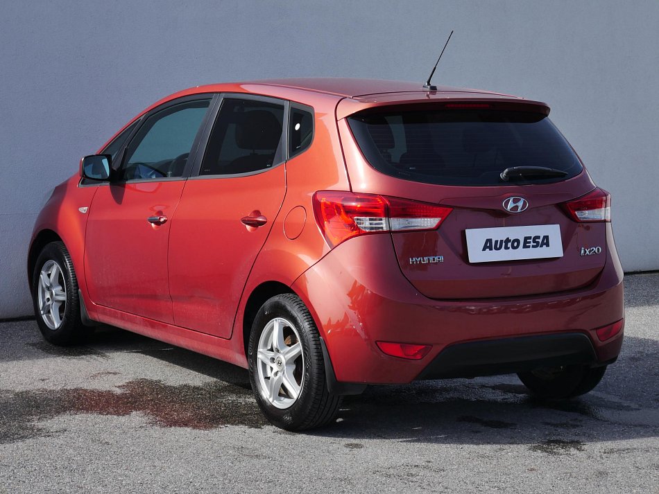 Hyundai Ix20 1.4i 