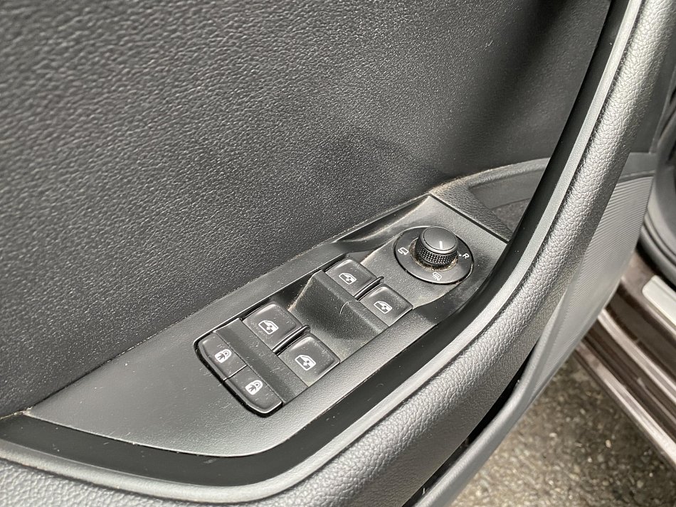 Škoda Superb III 2.0 TDi Ambition