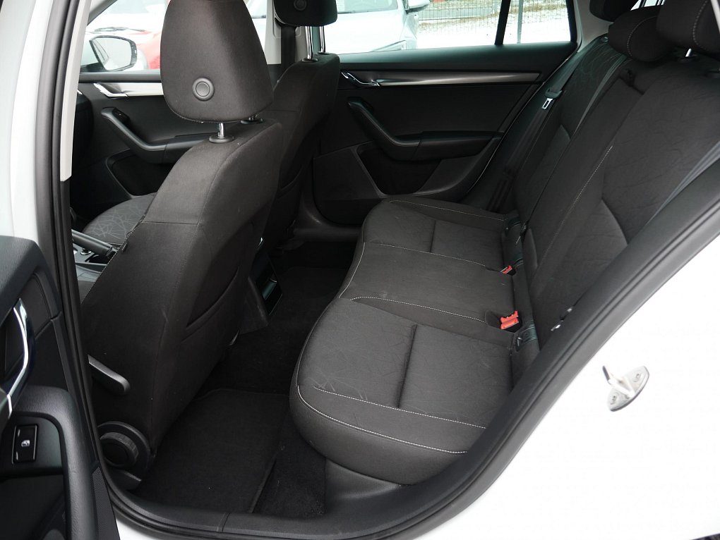 Škoda Octavia III 2.0TDi Ambition