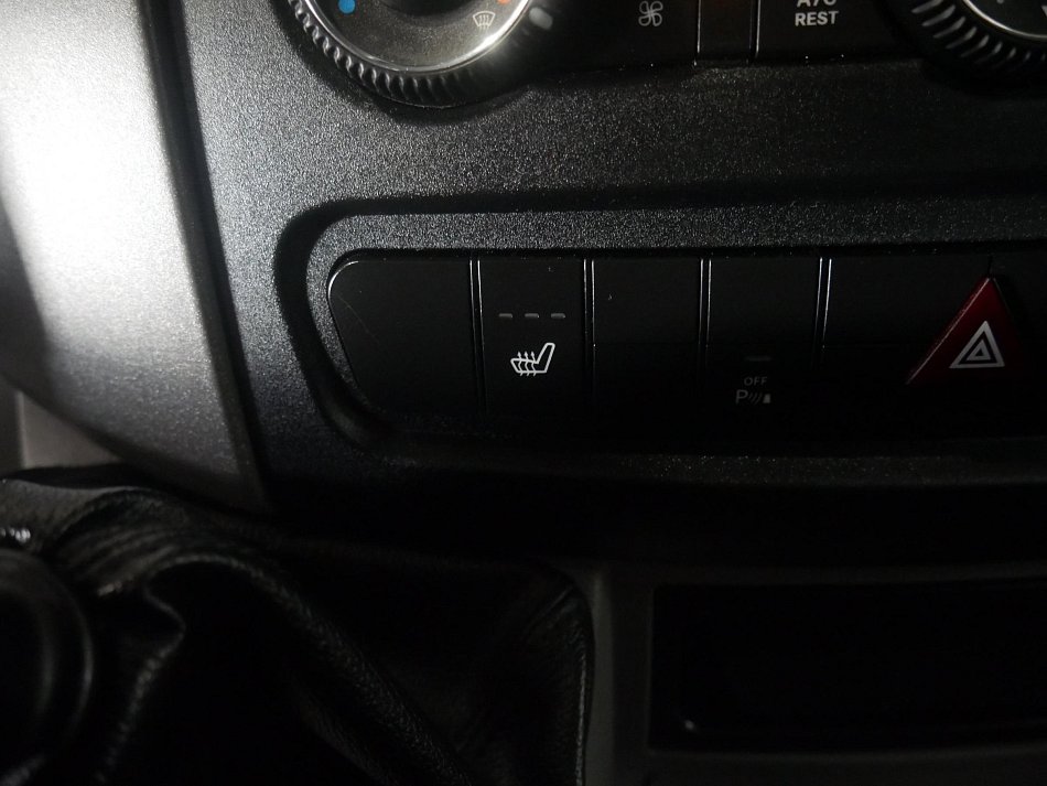 Volkswagen Crafter 2.0TDi  DÍLNA