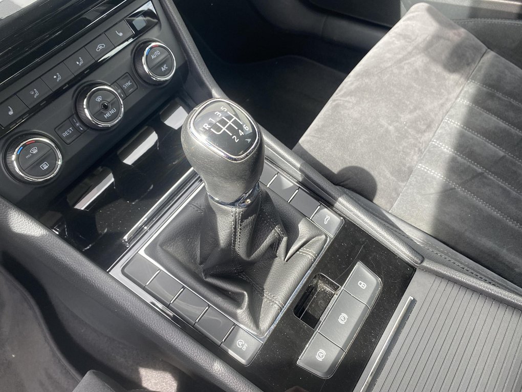 Škoda Superb III 1.4 TSi Style