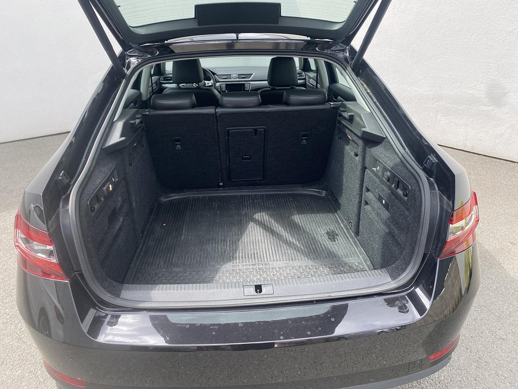 Škoda Superb III 1.4 TSi Style