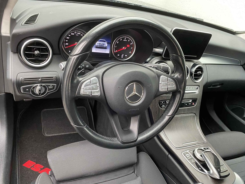 Mercedes-Benz Třída C 1.6 