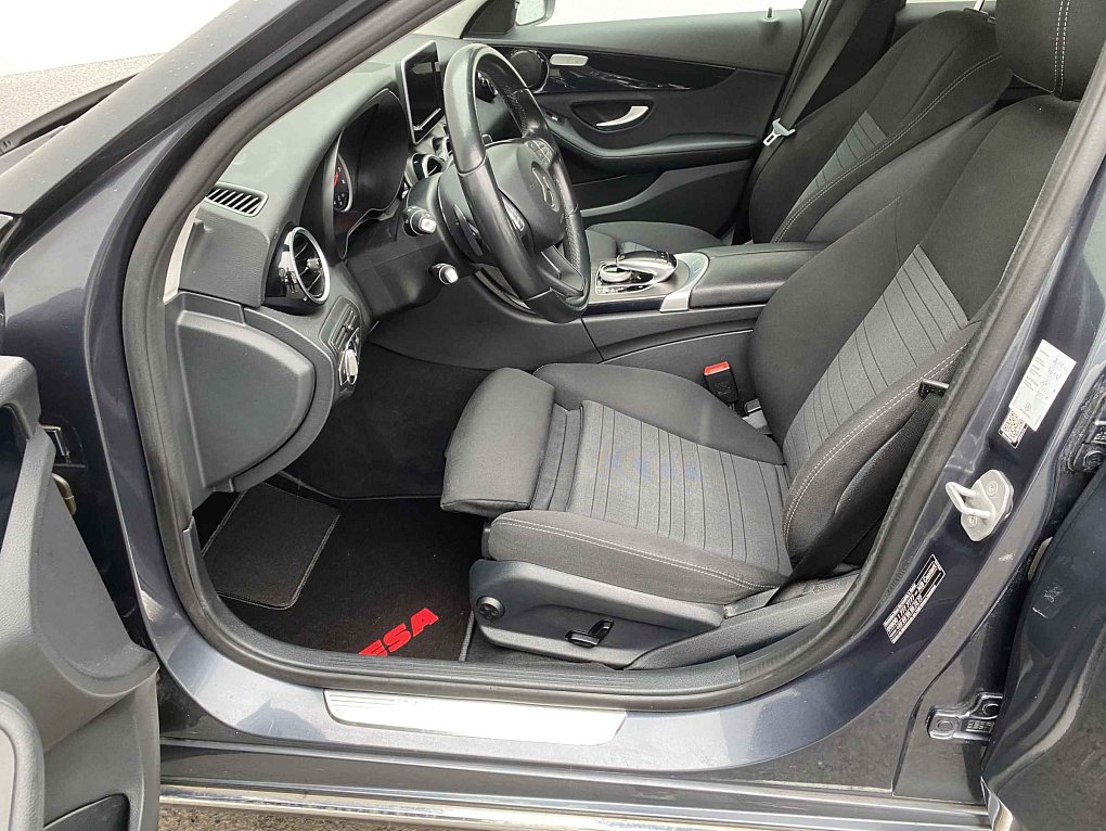 Mercedes-Benz Třída C 1.6 