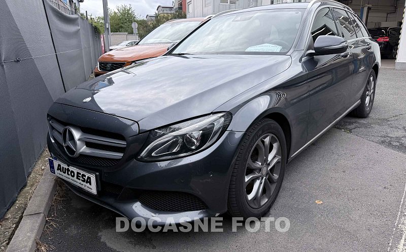 Mercedes-Benz Třída C 1.6 