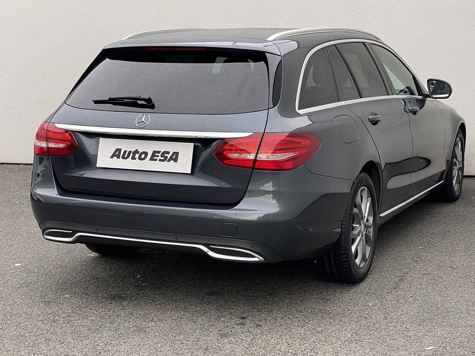 Mercedes-Benz Třída C 1.6 