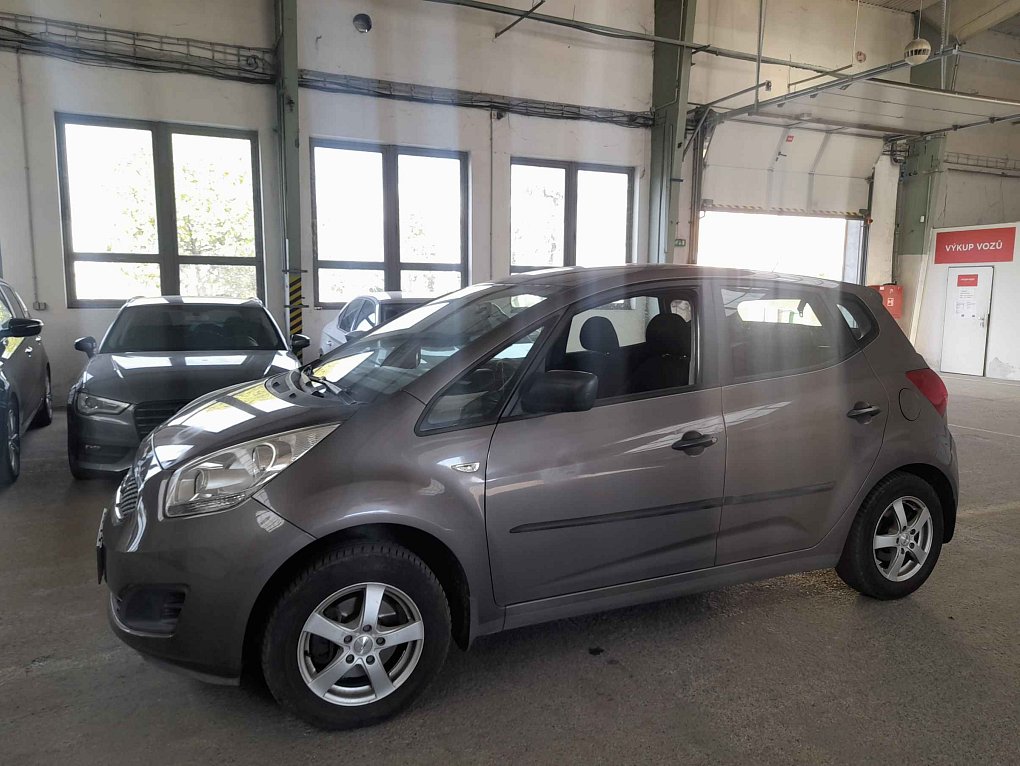 Kia Venga 1.4i 