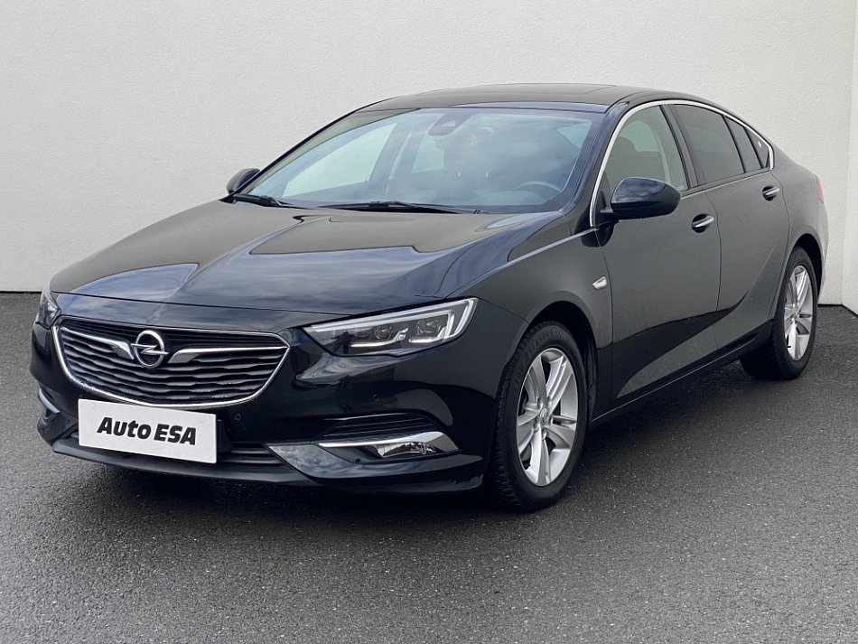 Opel Insignia 1.5T 
