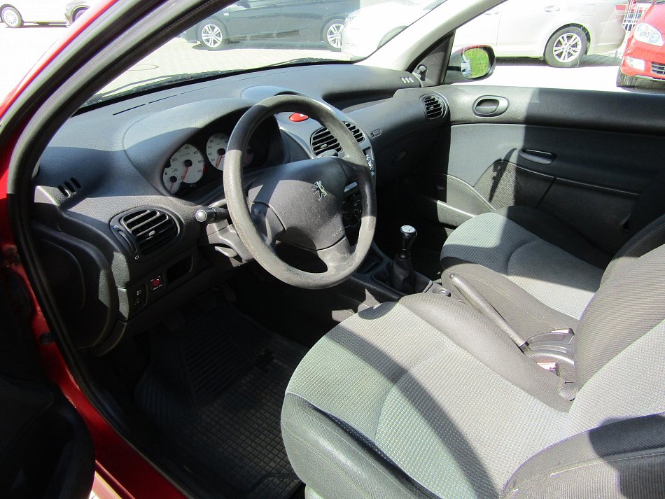 Peugeot 206 1.1i 