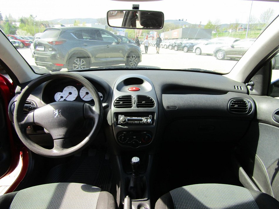Peugeot 206 1.1i 