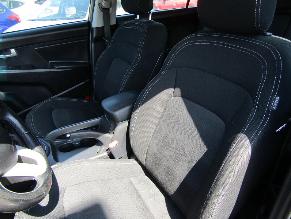 Kia Sportage 2.0i 