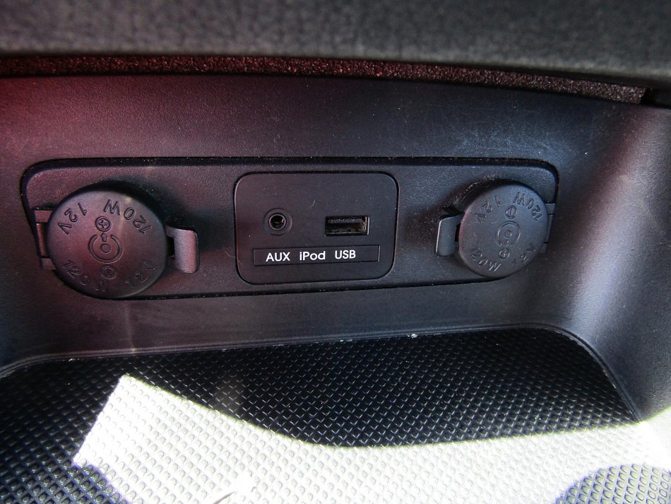 Kia Sportage 2.0i 
