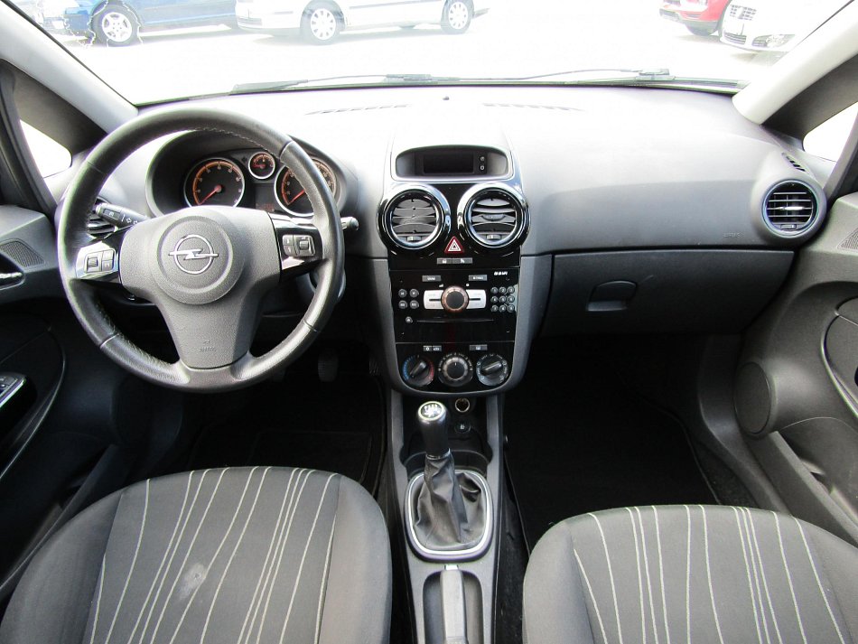 Opel Corsa 1.2 16V 