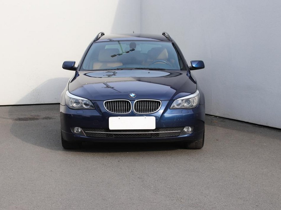BMW Řada 5 525i  525i