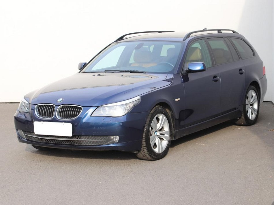 BMW Řada 5 525i  525i