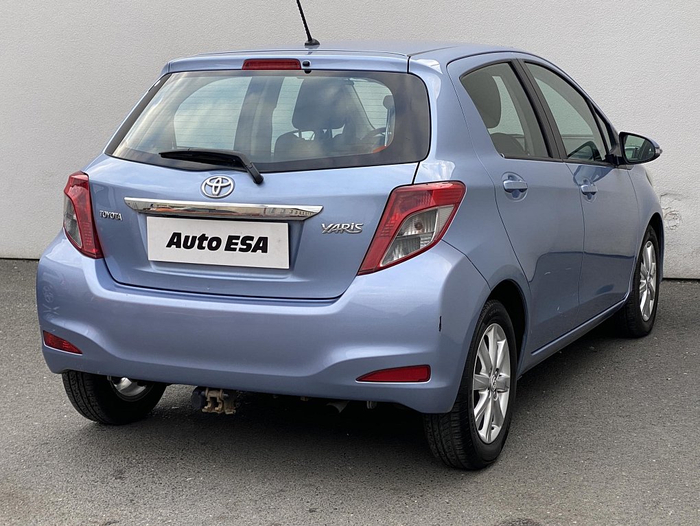 Toyota Yaris 1.3i 