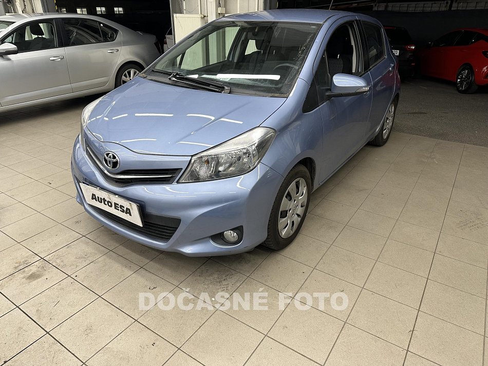 Toyota Yaris 1.3i 