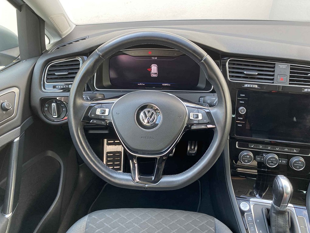 Volkswagen Golf 1.5 TSi Join