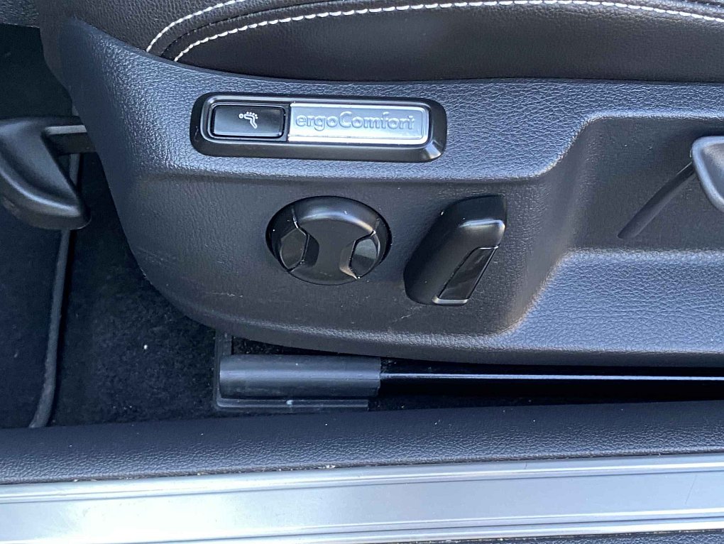 Volkswagen Passat 2.0 TDi Elegance