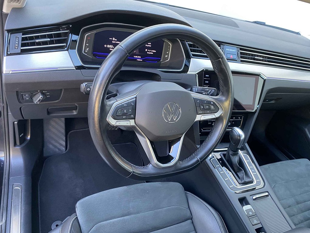 Volkswagen Passat 2.0 TDi Elegance