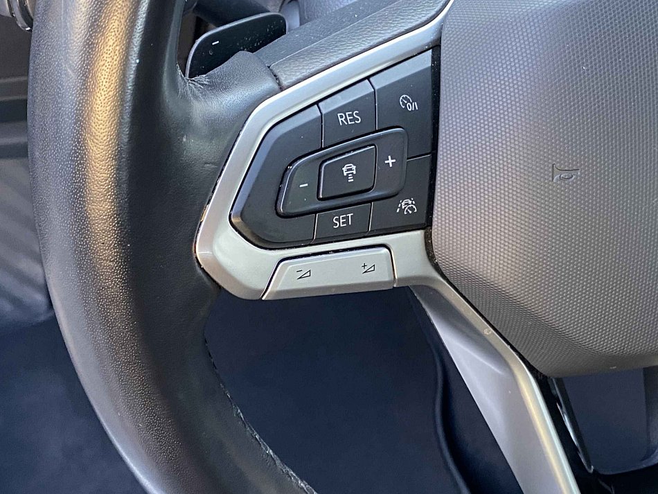 Volkswagen Passat 2.0 TDi Elegance