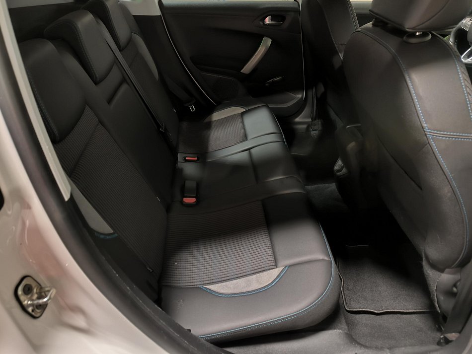 Peugeot 2008 1.2 PT Urban