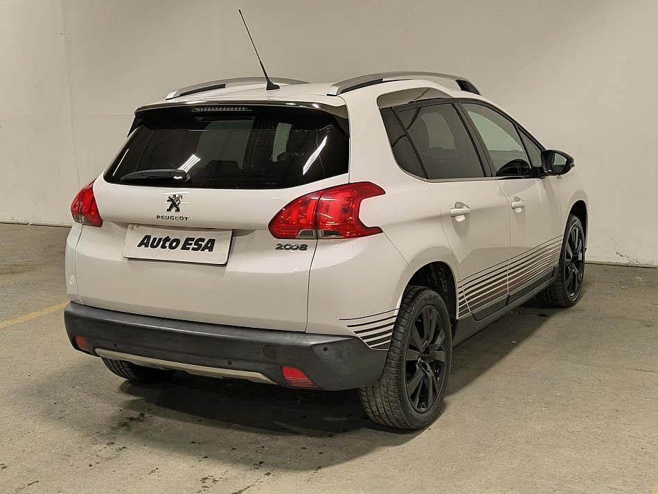 Peugeot 2008 1.2 PT Urban