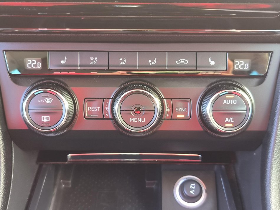 Škoda Superb III 2.0 TDi Style 4x4