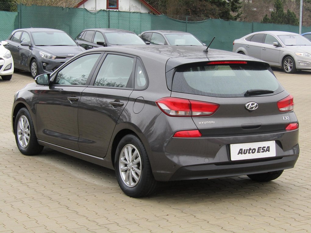 Hyundai I30 1.0i 
