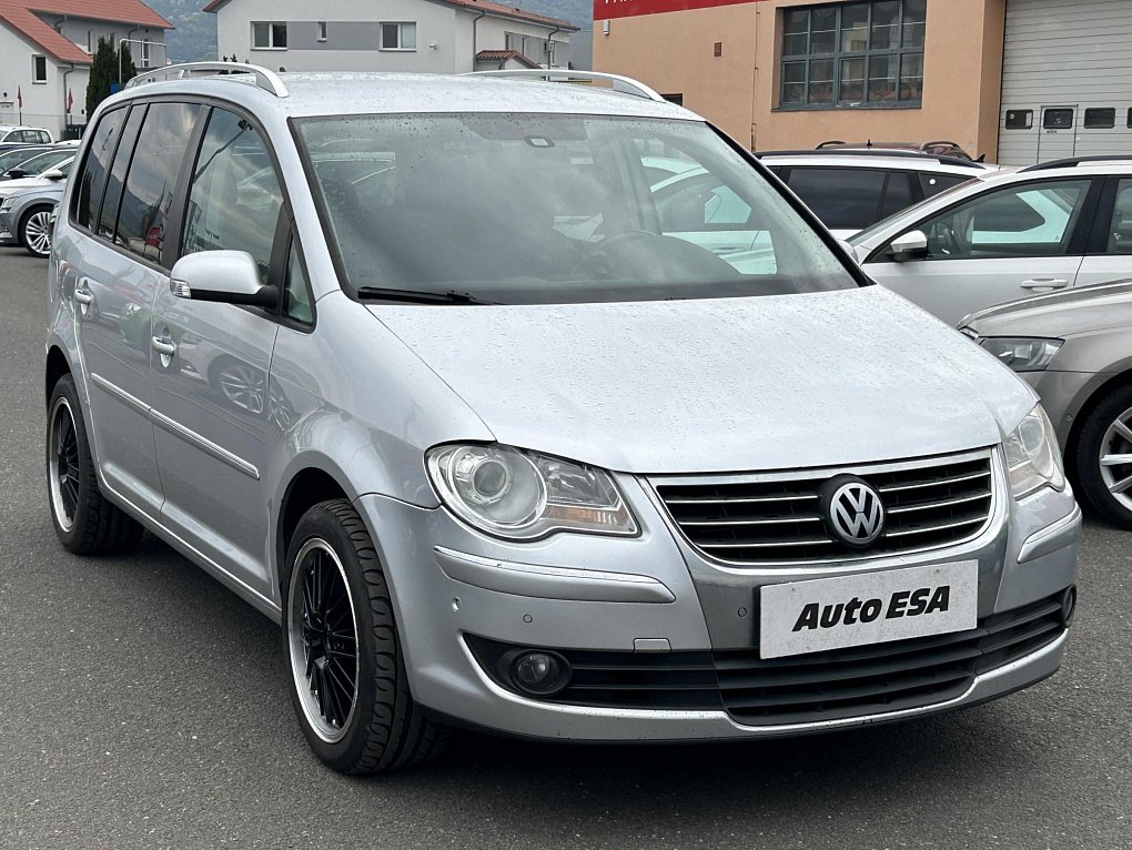 Volkswagen Touran 2.0TDi 