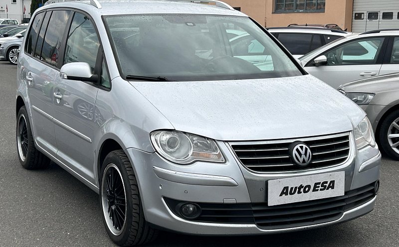 Volkswagen Touran 2.0TDi 