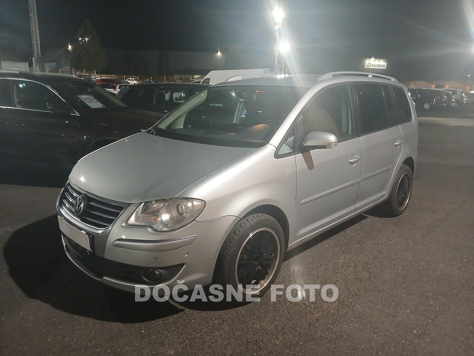Volkswagen Touran 2.0TDi 