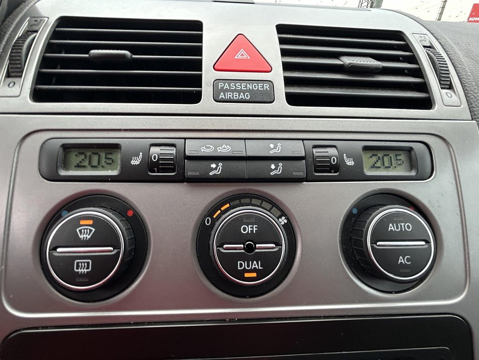 Volkswagen Touran 2.0TDi 