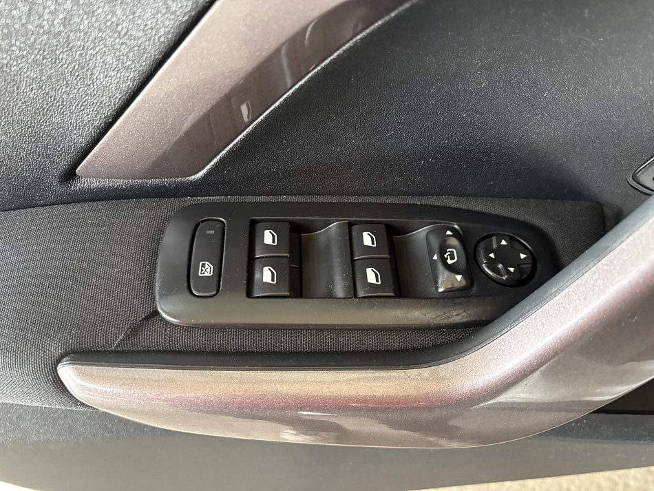 Peugeot 2008 1.6 HDi 