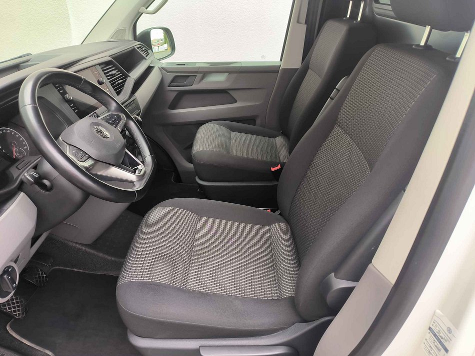 Volkswagen Transporter 2.0TDi  T6.1