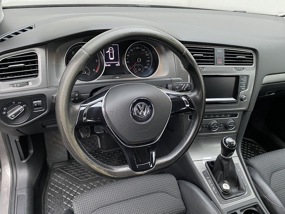 Volkswagen Golf 1.6 TDi Comfortline 4x4