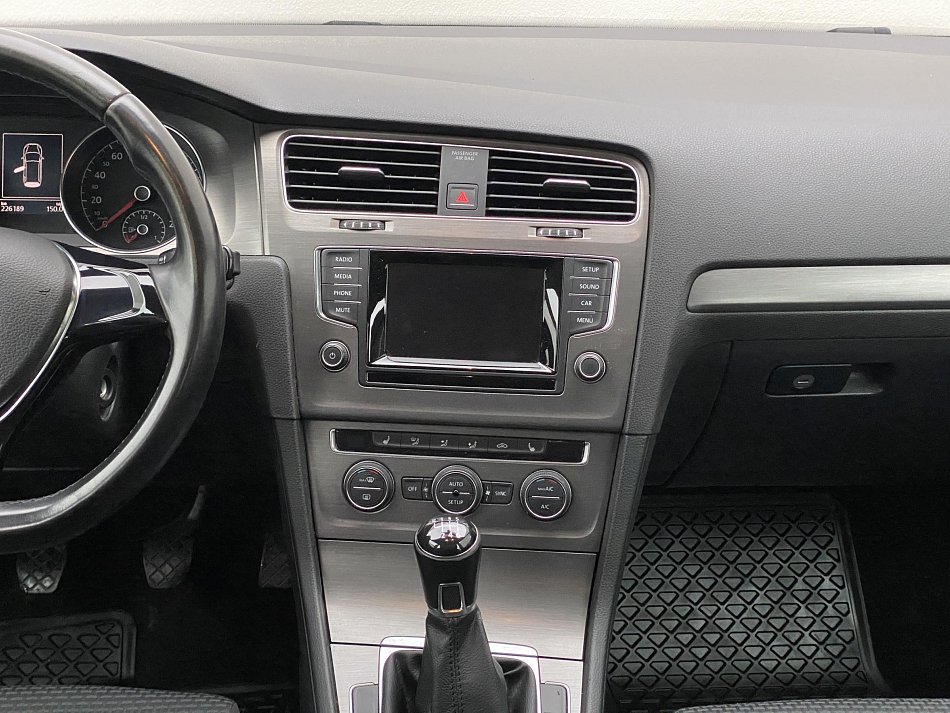 Volkswagen Golf 1.6 TDi Comfortline 4x4