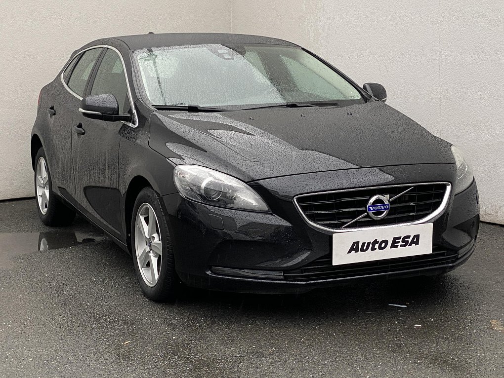 Volvo V40 2.0 D Momentum