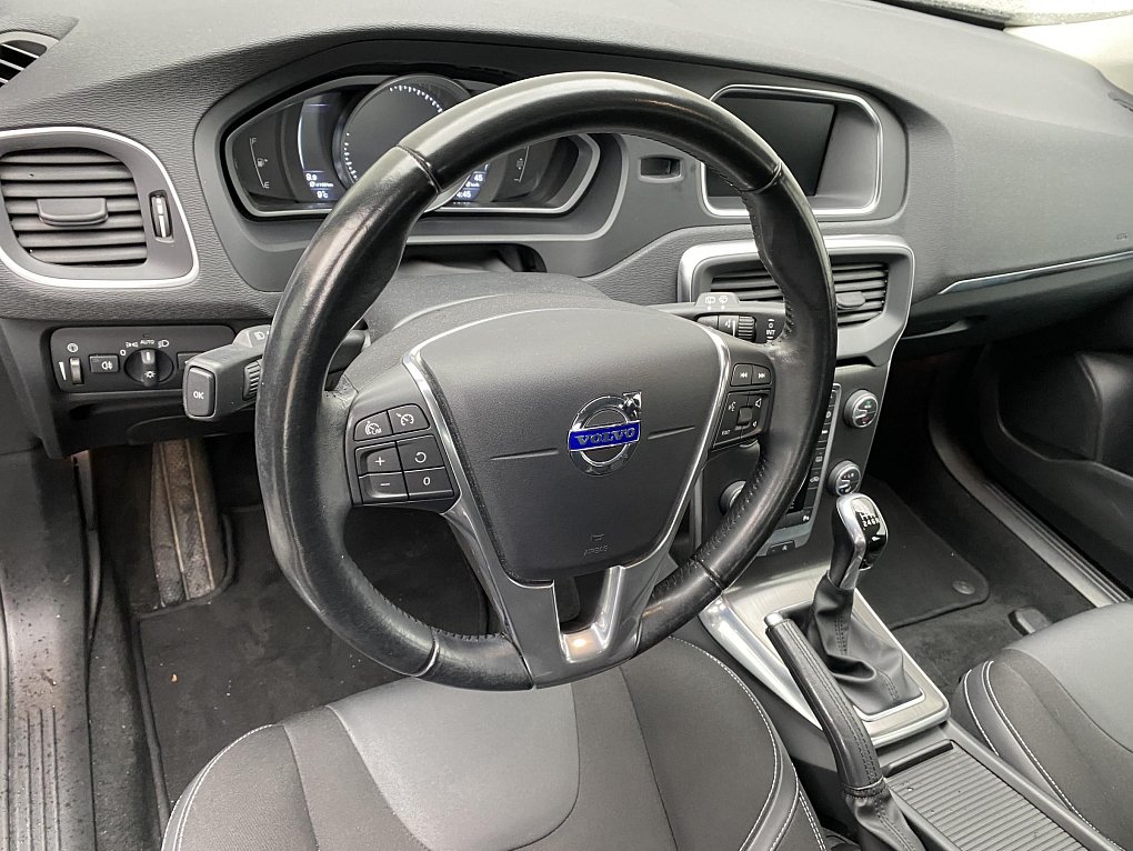 Volvo V40 2.0 D Momentum