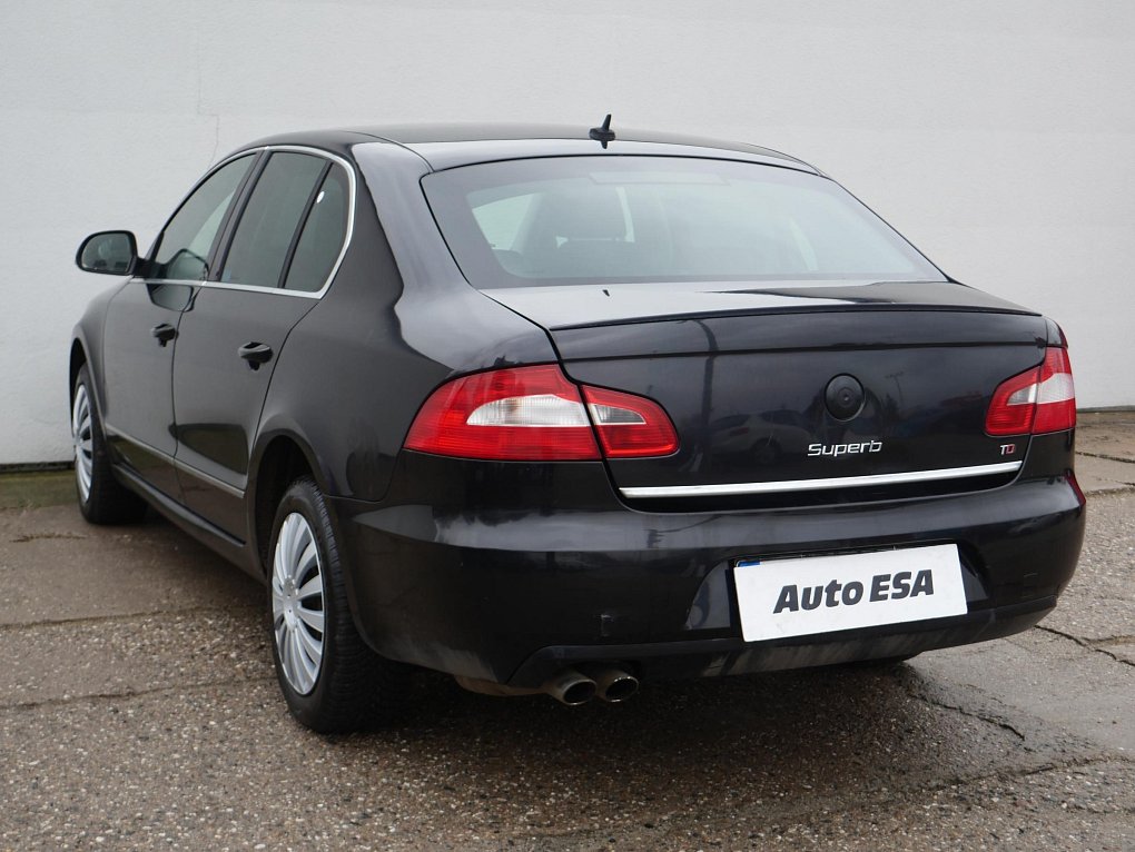 Škoda Superb II 2.0 TDi Ambition