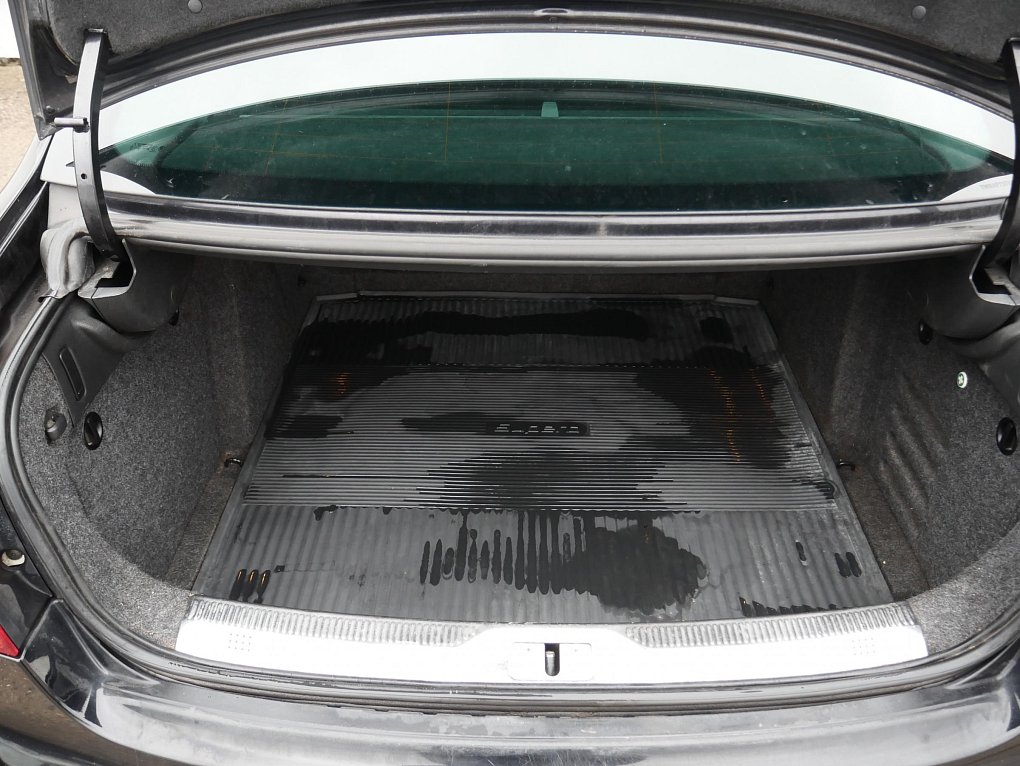 Škoda Superb II 2.0 TDi Ambition