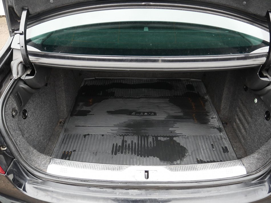 Škoda Superb II 2.0 TDi Ambition