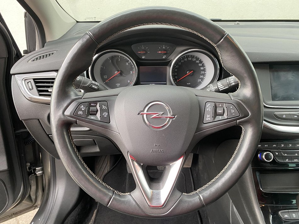 Opel Astra 1.5 CDTi 