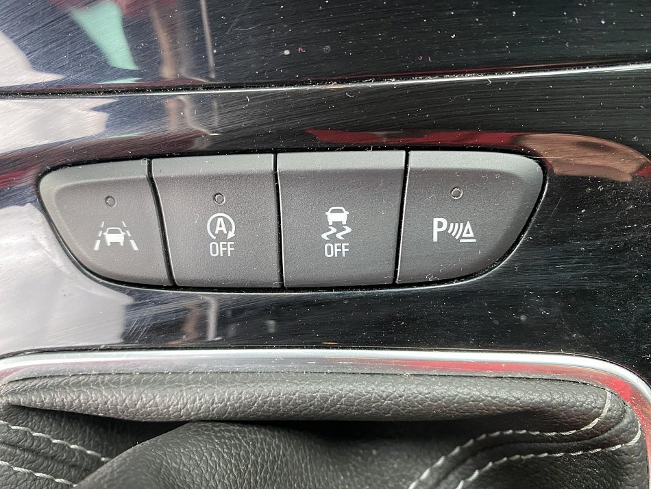 Opel Astra 1.5 CDTi 